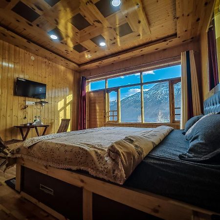 The Alpinist Cafe And Retreat Hotel Kaza Exterior photo